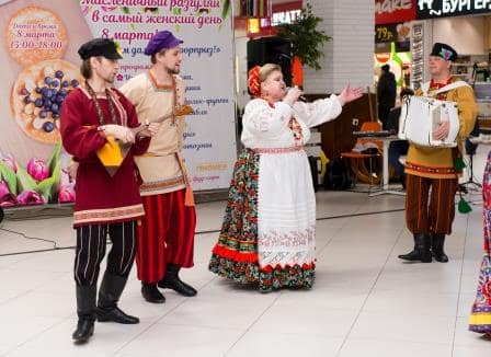 Масленичный разгуляй в самый женский день
